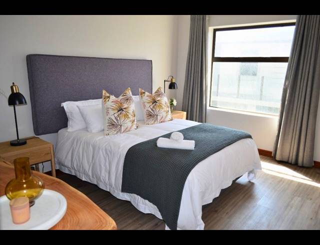 2 BEDROOM HOUSE FOR SALE IN DA NOVA